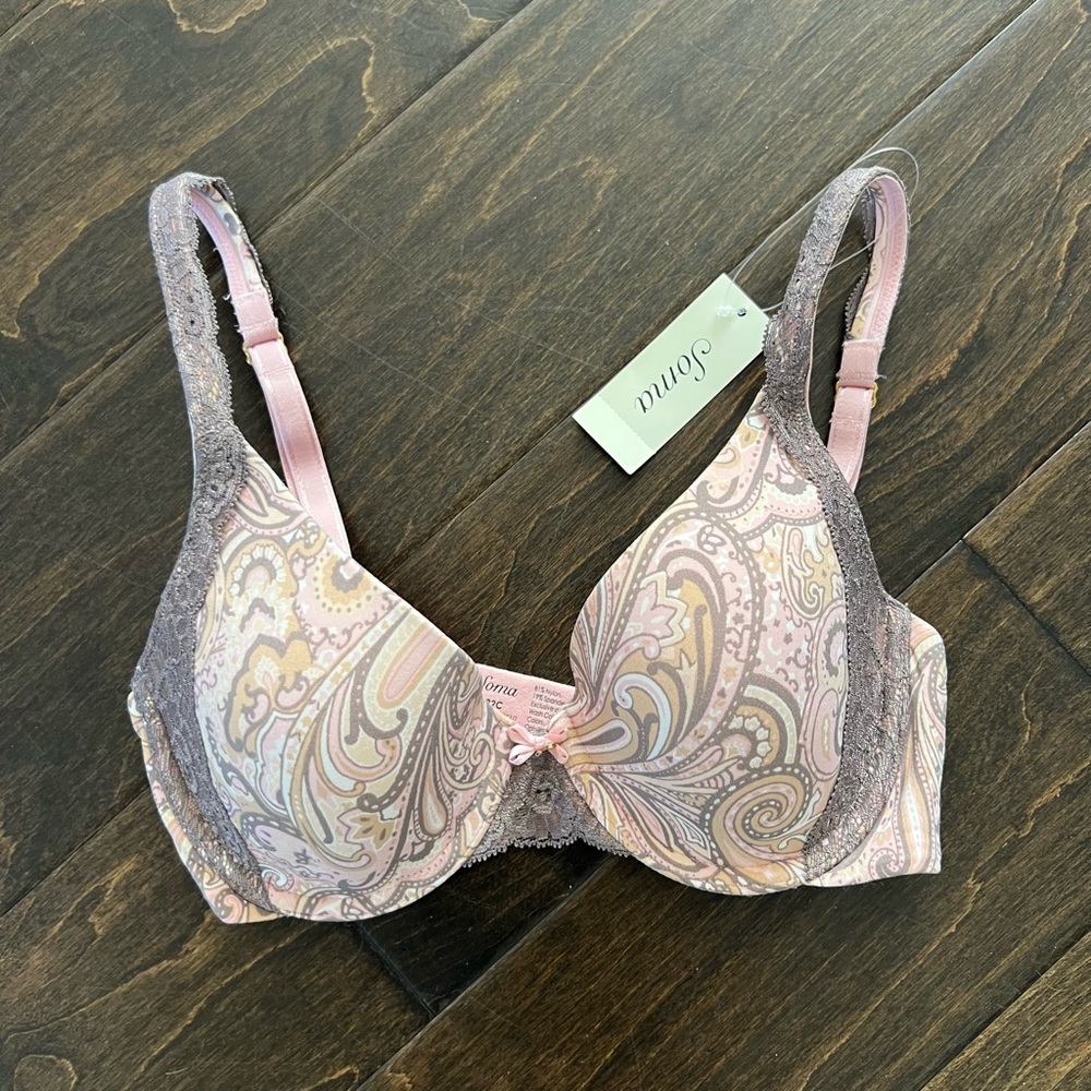Soma Embraceable Demi Lace Trimmed ed Pink and Gray Paisley Bra